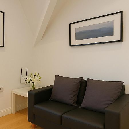 2 Bedroom Apartment Nr City Centre, Uni & Parks Cardiff Extérieur photo