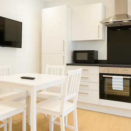 2 Bedroom Apartment Nr City Centre, Uni & Parks Cardiff Extérieur photo