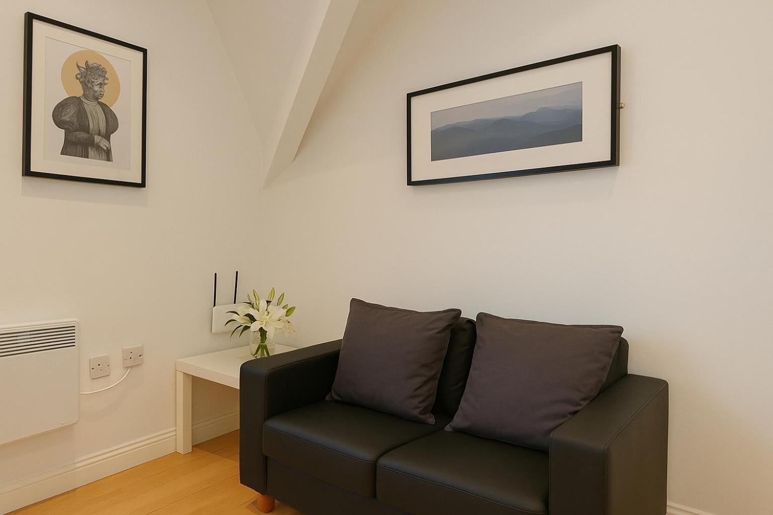 2 Bedroom Apartment Nr City Centre, Uni & Parks Cardiff Extérieur photo
